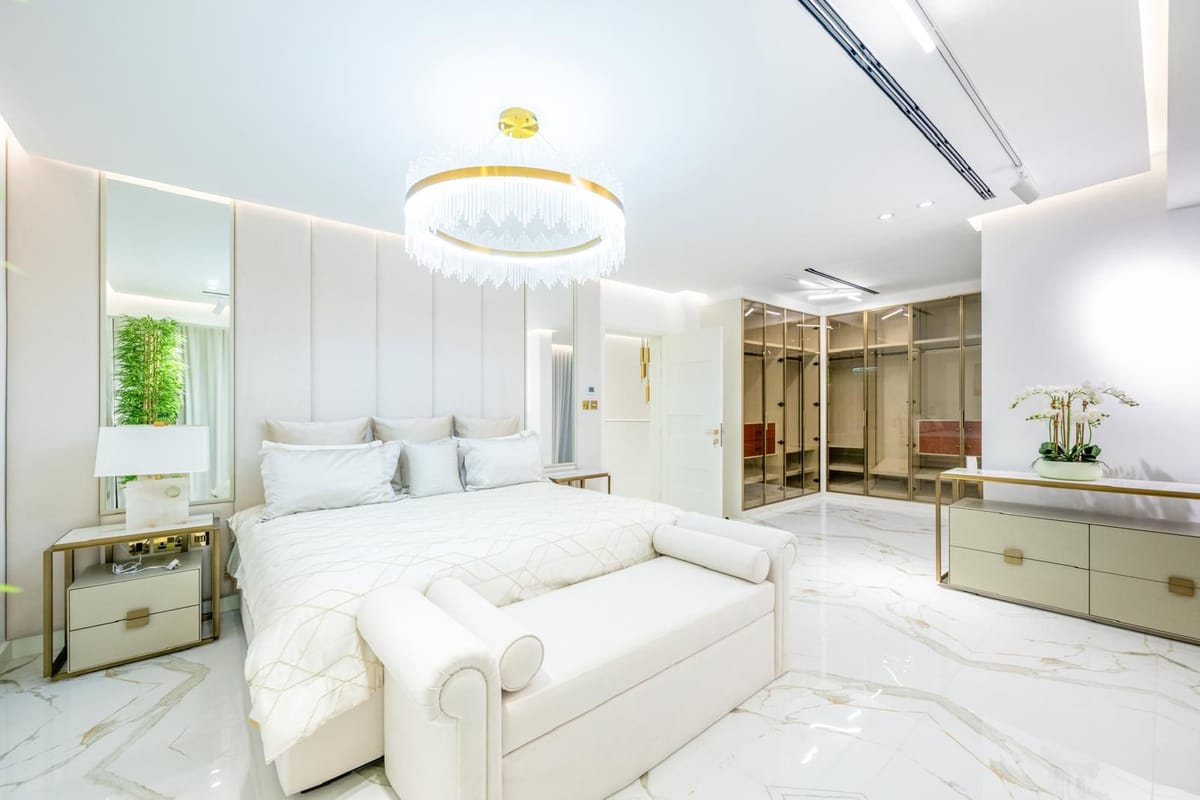 Signature Villa, 6 BR, Frond A — Palm Jumeirah