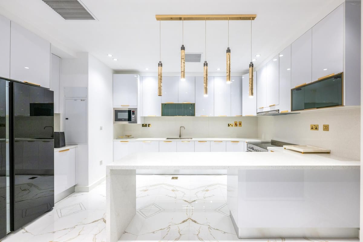 Signature Villa, 6 BR, Frond A — Palm Jumeirah