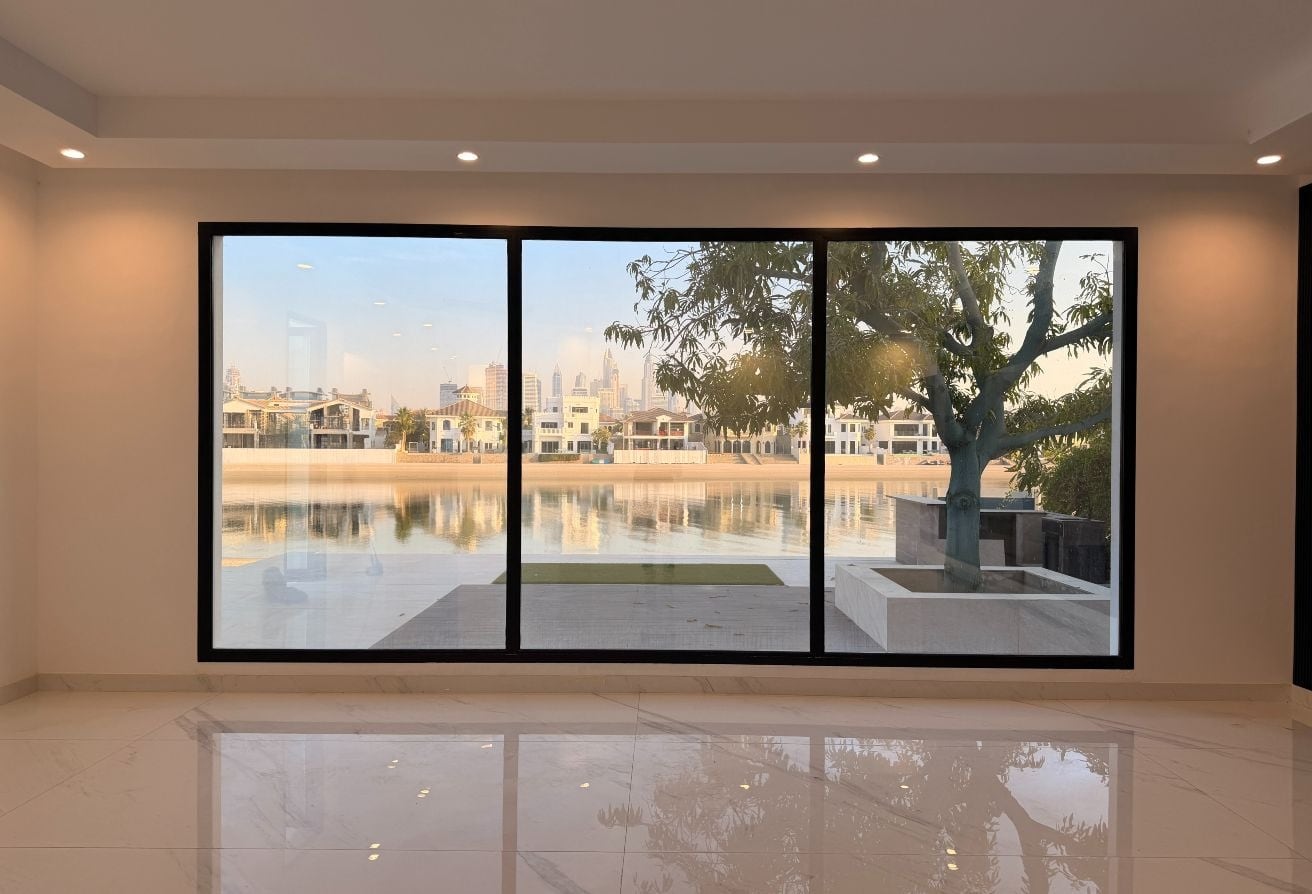 Signature Villa, 7 BR, Frond L — Palm Jumeirah