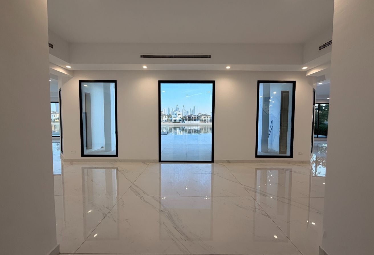 Signature Villa, 7 BR, Frond L — Palm Jumeirah
