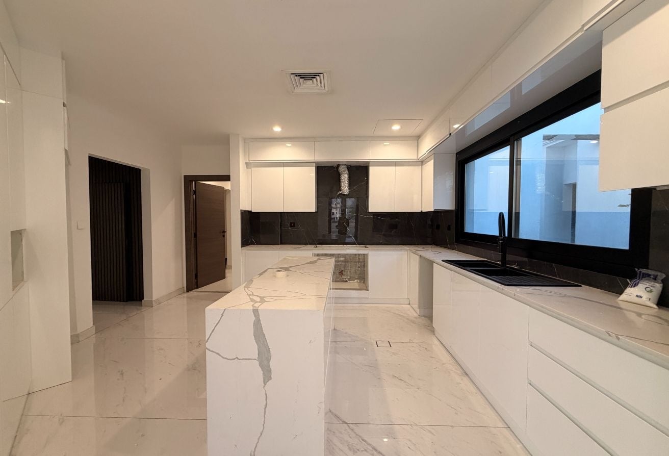 Signature Villa, 7 BR, Frond L — Palm Jumeirah