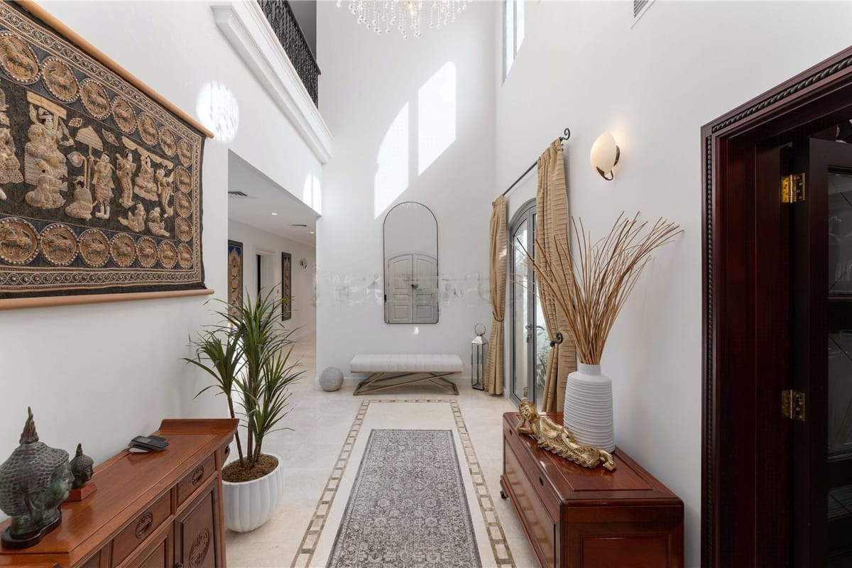 Garden Home, 4 BR, Frond C