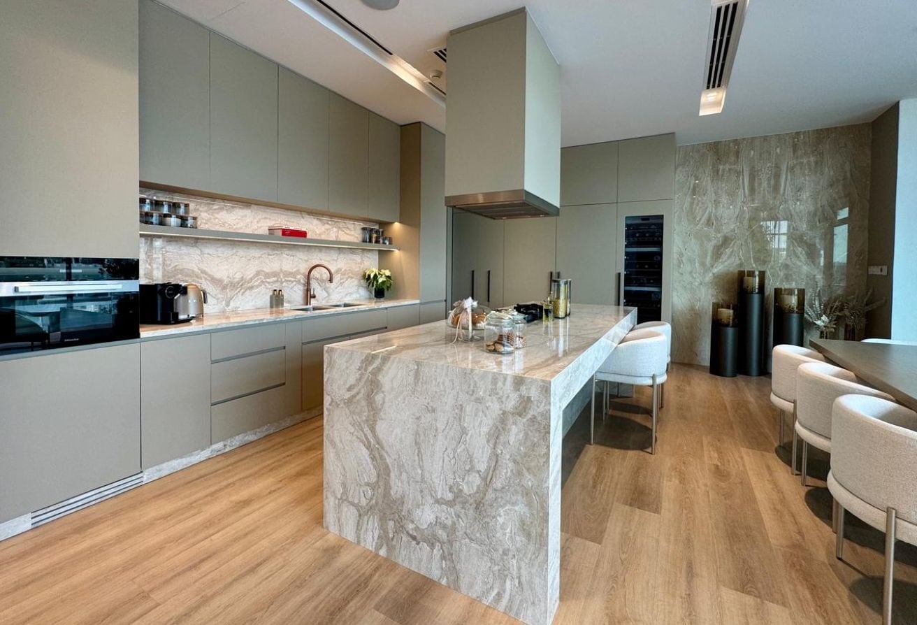 Garden Home, 6 BR, Frond N — Palm Jumeirah