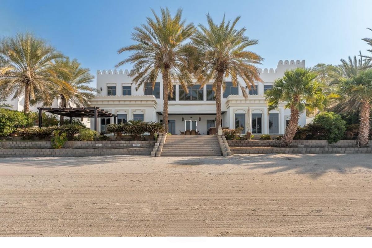 Signature Villa, 6 BR, Frond P