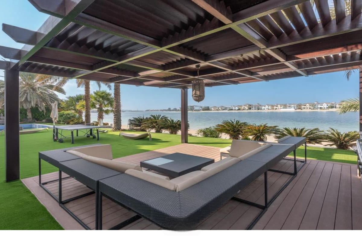 Signature Villa, 6 BR, Frond P — Palm Jumeirah