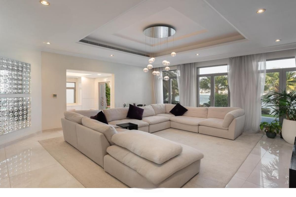 Signature Villa, 6 BR, Frond P — Palm Jumeirah