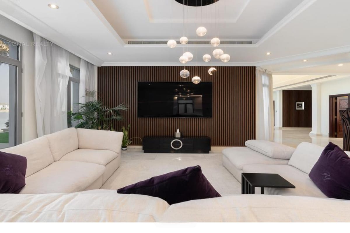Signature Villa, 6 BR, Frond P — Palm Jumeirah