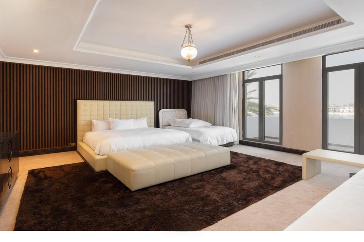 Signature Villa, 6 BR, Frond P — Palm Jumeirah